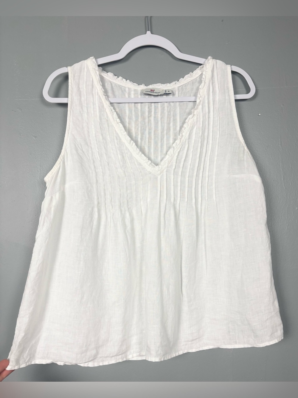 Vineyard Vines White 100% Linen Ruffled Boho Sleeveless Top